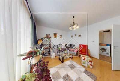 Apartament de vanzare in Sibiu - decomandat - 2 camere si balcon - 2