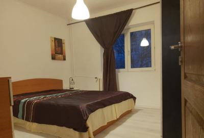 Apartament 3 camere, zona Bld. Unirii - 4