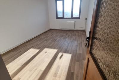 Casa de vanzare 6 camere 273mp - 9