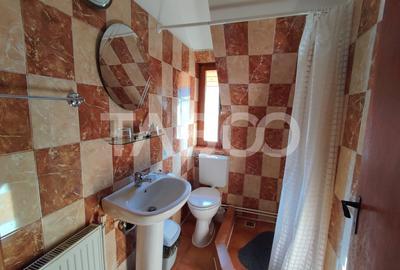 EXCLUSIVITATE Pensiune 9 camere 615 mpu 3600 mp teren in Fantanele - 16