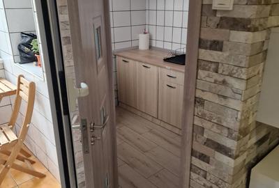 Inchiriere garsoniera, bl mixt, moderna proaspat renovata, 3 minute metrou Titan - 6