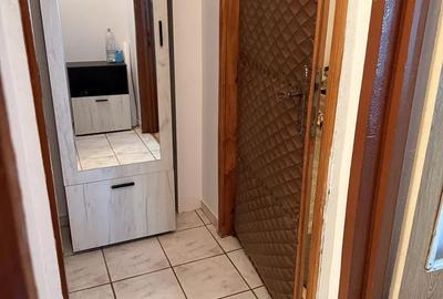 Apartament cu 1 cameră, etajul 1/4, zona Canta - 6