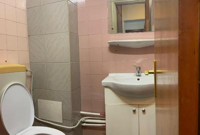 Proprietar, inchiriez apartament 3 camere, Bdul. Tineretului - 15
