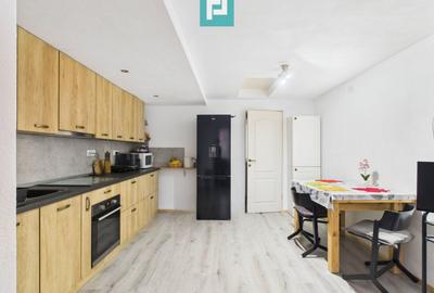 Casă complet renovată în Orțișoara. - 11