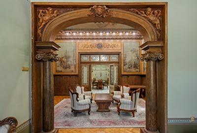 Vilă / Palat / Investiție zonă Universitate - 1