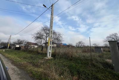 Teren intravilan asfalt 1683mp Rediu- Horlesti - Scoala - 3