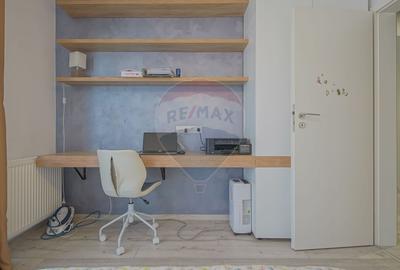 Vilă modernă, cu garaj, panouri și pompă de căldură, Cristian - 18