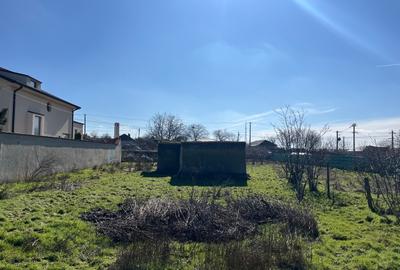 Teren Construcții intravilan de 1457 mp, în Poiana