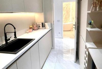 Apartament,etaj intermediar si parcare,zona Sopor - 9
