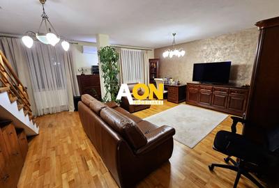 Apartament 3 Camere Zona Cetate, cu Scara Interioara - 1