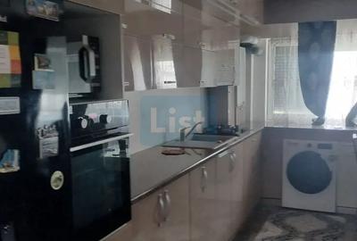 Apartament 3 camere, strada G-ral Eremia Grigorescu (Garii), 105.000€ - 2