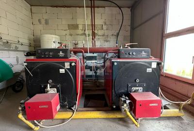 Spatiu locativ sau hala cu suprafata de 1884 mp pe teren de 3883 mp - 8