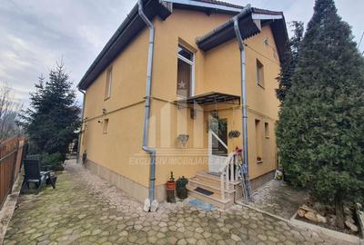 Casa tip duplex | 110 mp | 250 mp teren | Toate utilitatile | Cetate - 1