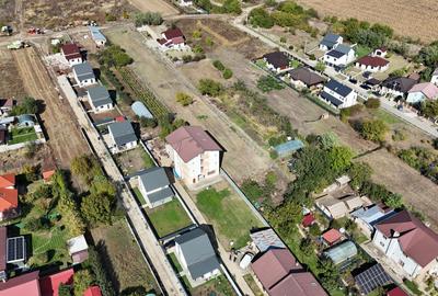 Casă individuală cu 11 camere în Corbeanca