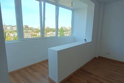 Apartament cu 3 camere semidecomandat în Drumul Taberei