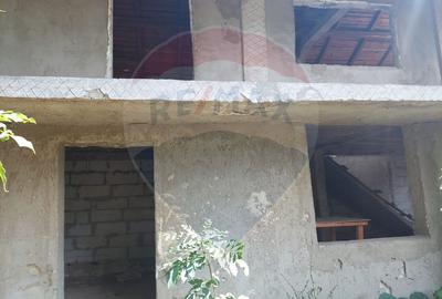 Casa nefinalizata de vanzare in Tisa Silvestri com. Odobesti - 8