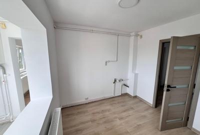 Apartament 2 camere Km 5 - 4