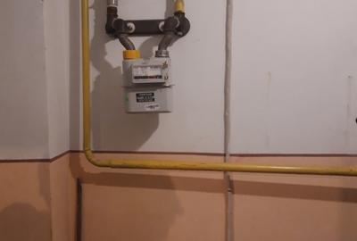 NOU PE PIATA! Apartament 2 camere in zona McDONALDS la etajul 2/4 - 8