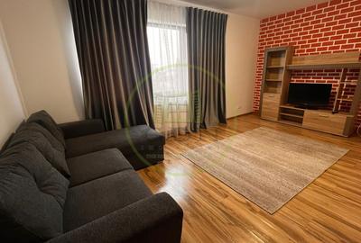 Apartament cu 2 camere decomandat, mobilat în Tractorul