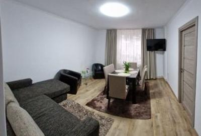 Apartament cu 3 camere decomandat în Horea