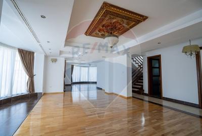De vânzare Casa in Sanmartin, cartier Beverly Hills - 7