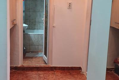 Apartament 2 camere decomandat - zona CET -  89.000 euro - 14