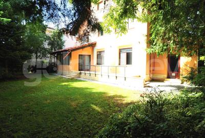 Vilă moderna ideala pentru o familie | 4 dormitoare - 2