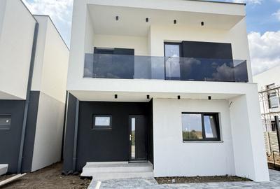 Case premium de vanzare in Săcălaz - 17