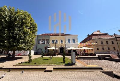 Birou, 80 mp în Orașul Vechi