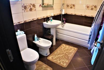 Casa 4 camere, ultracentral Bacau. - 25