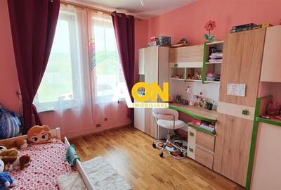 Casa parter+demisol, 1200 mp teren, pretabila pt 2 familii, Sard - 13