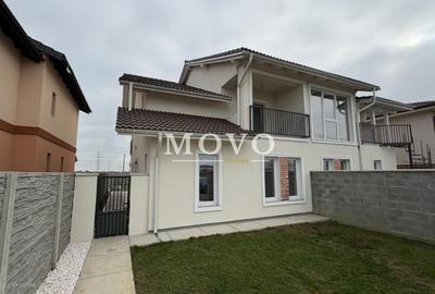 Duplex cu 5 camere în Moșnița Nouă