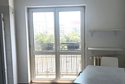 Apartament cu 3 camere de închiriat – Piața Unirii | Vedere directă către Fântân - 12