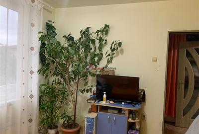 Apartament 2 camere + bucătărie, renovat recent, cu parcare – Dealul F - 14