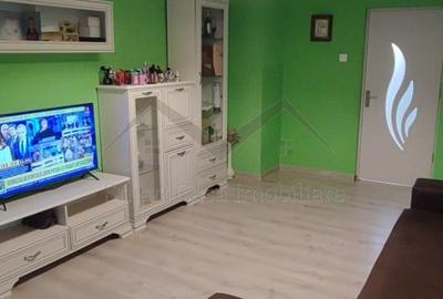 Apartament cu 3 camere decomandat în Dacia