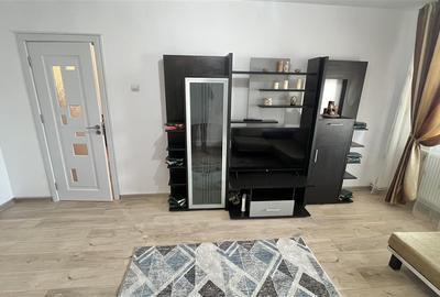 Inchiriere 3 camere decomandat Racadau, etaj intermediar - 4