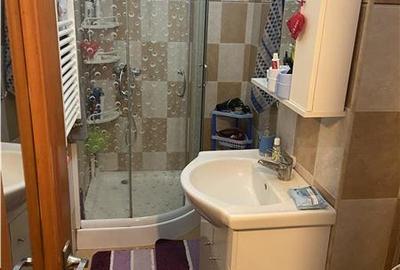 Apartament 3 camere , strada Pictor Grigorescu (b-dul Brailei ) , 72 mp , centra - 5