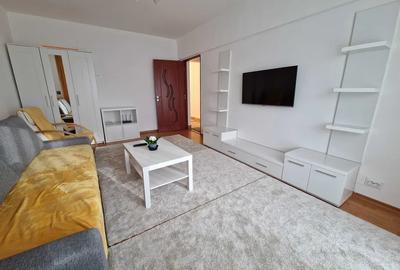 Apartament cu 3 camere decomandat, mobilat în Lujerului