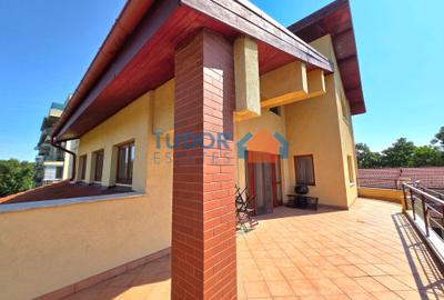 Elegant 2-Bedroom Penthouse Duplex with House-Like Feel - 5