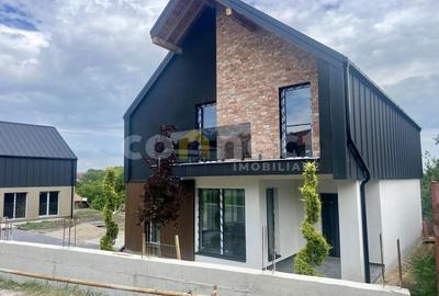 Casă individuală cu 4 camere în Tureni