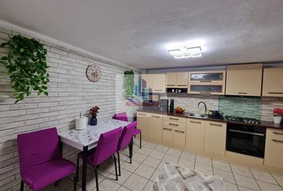 Casa P+M in zona Dealuri Oradea - ideala pentru 2 familii! - 2