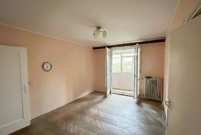Apartament de vânzare   Titan, Sector 3, București - 1