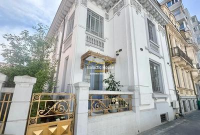 Casă cu 7 camere în Central