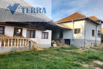 Casă și anexă gospodărească - Teren 2.700 mp - Coșești, Argeș - 4