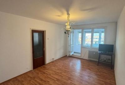 Apartament 2 camere-DECOMANDAT -RENOVAT-4 minute de Metrou 1 DECEMBRIE - 1