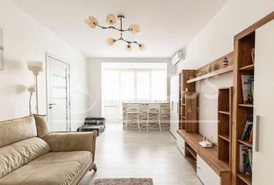 Apartament cu 3 camere semidecomandat, mobilat în Dorobanți