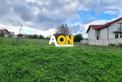 Teren Construcții intravilan de 1200 mp, în Periferie