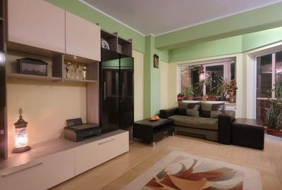 Apartament cu 2 camere decomandat, mobilat în Primo