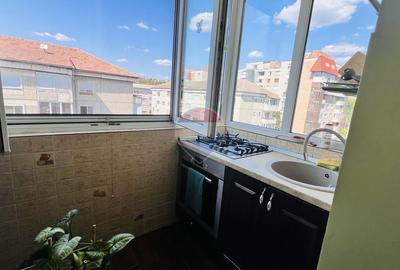 Apartament cu 3 camere de vânzare în zona Dragos Voda - 3