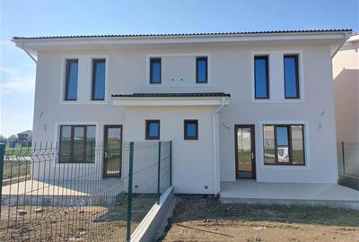 Duplex cu 4 camere în Vladimirescu